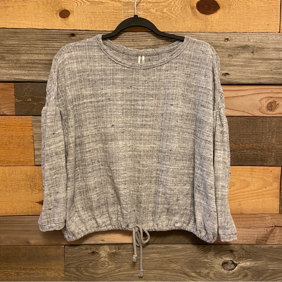 Anthropologie Tops - Anthropologie Gray Textured Sweatshirt